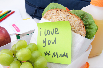 Kids packed lunch with note from mum